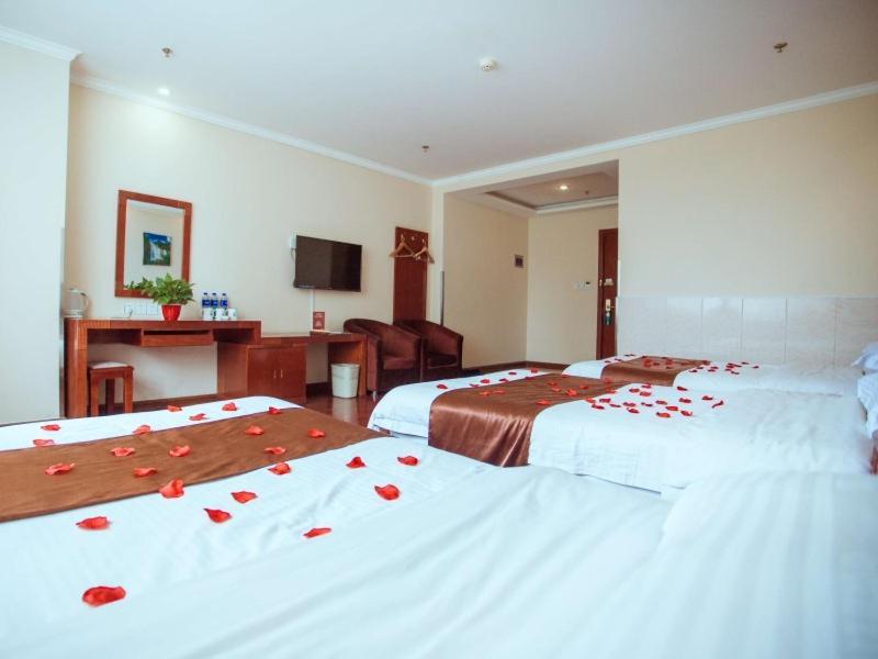 Greentree Inn Hebei Zhangjiakou Zhangbei Caoyuantian Rd Zhangku Avenue Express Hotel Экстерьер фото